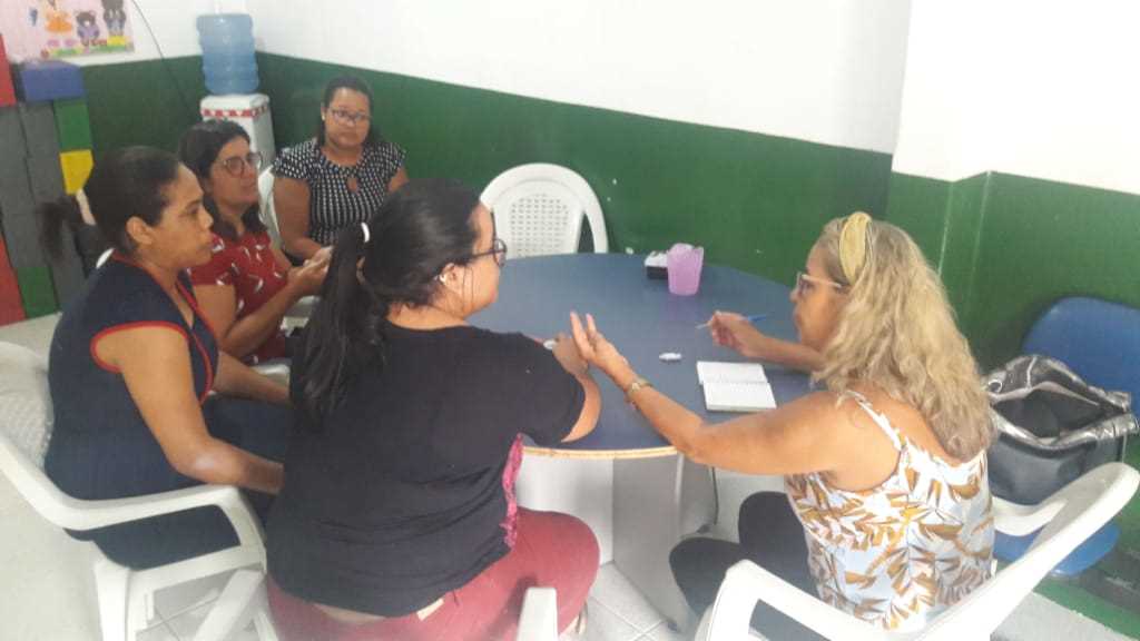 Camacã: Conselheiros Tutelares se reúnem com a direção do Colégio Municipal
